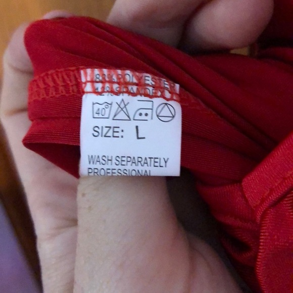 Long red dress - Picture 5 of 5